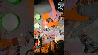 Cleaning up a grimy Jackson guitar and a setup for extreme playability