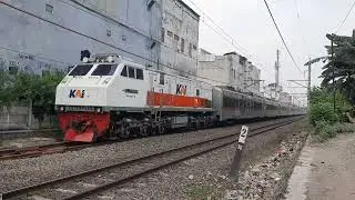 Lokomotif CC203