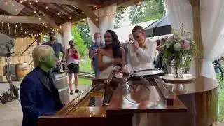 Jesse Rath serenading Chyler Leigh and Azie Tesfai: 