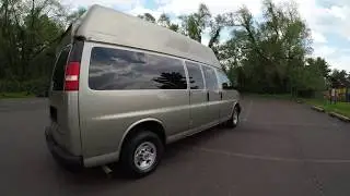 4K Review 2003 Chevrolet Express 3500 6.0L High top Passenger Van Virtual Test-Drive & Walk-around