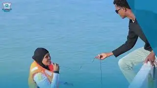 Ardayda Marine science xiisad waxbarasho oo ku saabsan daabasha iyo noocyadeeda kala duwan