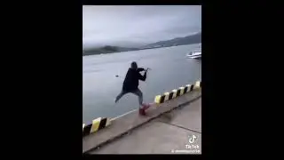 Spanish guy whispering meme