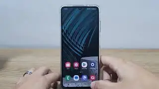 Jak aktywować skr&oacute;t &bdquo;przesuń, aby podzielić ekran&rdquo; w Galaxy A06