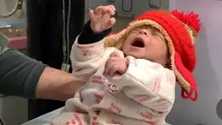 Cutest Baby in NICU 👶 Feeding Time & Ready for Home 🏠 #NICUBaby #GoingHome