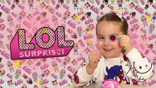 WOW! Miss Olivia распаковывает 3 новые LOL Surprise 🎁😍
