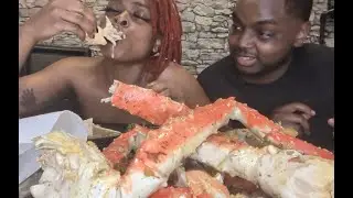Collosal King Crab Mukbang (First Video) | 😮hQuesoB🍤🍔M