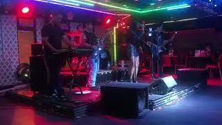 Lia With Irreversible Band (cover) #singer #guitarcover #music #live #rock #musica 