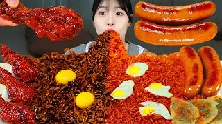 АСМР МУКБАНГ | Лапша из черной фасоли и огненная лапша. Приправленная курица, откровенная колбаса.