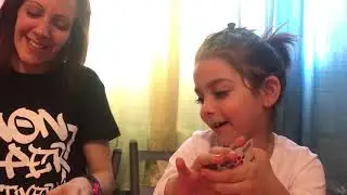 NADIA, VIVIANA E  LE FIGURINE DEI CUCCIOLOTTI - BENEFICENZA