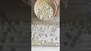 ASMR VIDEO DROPPING PEARLS SO SATISFYING 🤩🤩#shorts #asmr
