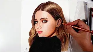 Drawing and coloring a girl's face with colored pencils || Speed video