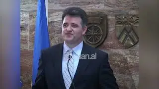 Ministri i jasht&euml;m kosovar Femi Mujota n&euml; Tiran&euml;, pritet nga ministri Oketa - (29 Maj 2009)