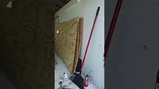 Insulating the Walls &mdash; Staying Warm and Staying Strong