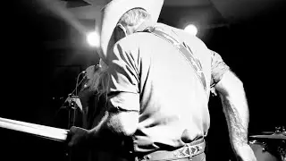 Tammy Stone & The Outliers   Left Outside Alone
