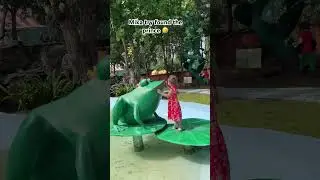 Mika kisses the frog statues and waits for the prince🤣 #princess #frog #pattaya #shorts