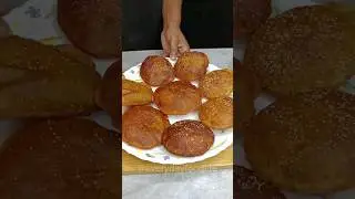 Make pumpkin puri at home | Kaddu ki Puri | #shortsfeed #shorts #kaddu #poori #recipe #asmr