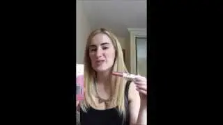 24 hour lipstick review: Max Factor Lipfinity Vs. Maybelline Super Stay