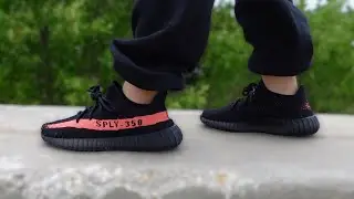 Обзор YEEZY 350 v2 Red Stripe 2022 года + образ на ногах