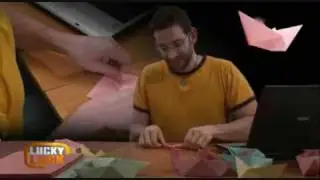 Papierschiffchenfalten mit David Gromer