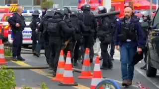 Suspected Attacker Shot Dead at Paris Airport