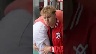 Alles wat je haar aandoet, doe ik jou aan! 😳 Heb jij een broer of zus? 🤔