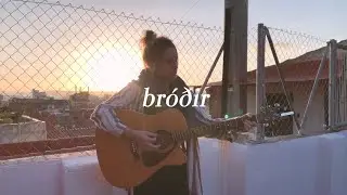 Br&oacute;&eth;ir - Monkey Jane (acoustic live)