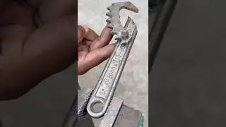 Homemade wrench tool #tools #tricks #usefultooltricks