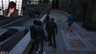 Tony gives Yuno an extra LB T-shirt. Sykkuno was too poor to buy a T-shirt IRL | NoPixel 3.0 GTA RP