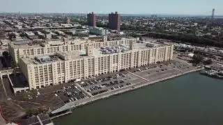 Brooklyn Army Terminal Edinson Oportus