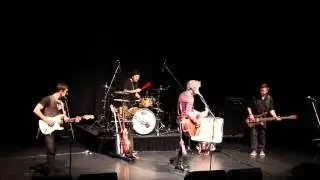 Dean Ray & band ..... Musicians at play
