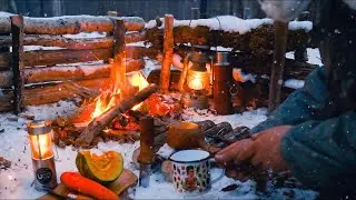 🔥 Building a Reed Survival Shelter with a Wild Boar Bed &ndash; A Creative Survival Technique