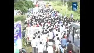 YS Jagan Praja Sankalpa Yatra Live From Idupulapaya | New Waves