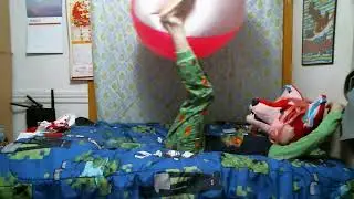 Some beachball fun with yoga!
