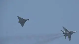 MIG-29 Y MIRAGE 2000 FESTIVAL AERODEPORTIVO 2018