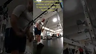 How to 💥 BUILD your TRICEPS 💥 with cable/straps #shorts