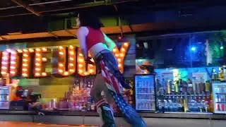 Devil Went Down To Georgia - Coyote Ugly Saloon - Nashville Tennessee