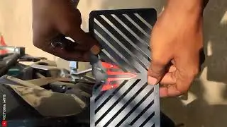 Radiator Guard fixing.MT15 V2 cyan storm.