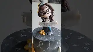Celebrazione di Successo: Torta Laurea per un Futuro Luminoso!