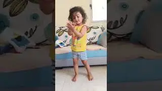 Av expression at baby shark 🦈 #baby#cute #shorts#shortvideo#viral#artist #dance#pingpong#babyshark
