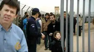 Greece tightens immigration control