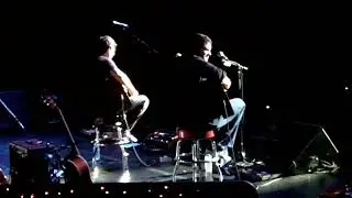 Another Brick in the Wall Pt  2 - Isaac Carter & Jason Bodlovich Duo - Opening for Joe Satriani