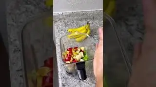 Lettuce blueberries pear apple banana smoothie