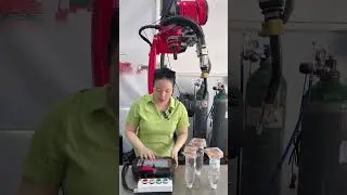 Drag-and-drop welding robot.#industrial #welding #robot #spraying #stamping #pallet