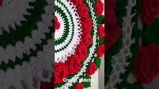 Чехол для стола &laquo;Красная роза&raquo;... полное видео смотрите на моем канале YouTube @NiruDIYCreation