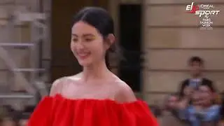 PFW2019: Khoảnh khắc của năm #NEW Davika Runway trang điểm c&ugrave;ng L'Or&eacute;al Paris