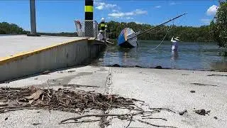 Luna Blu - Dinghy Cruising South East Queensland - Capsize test