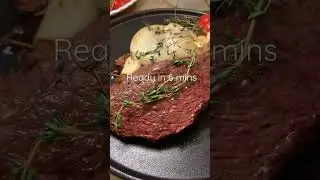 How to pan-sear a perfect medium rare steak 🥩 in 6 minutes. This nice beef cut is called picanha.