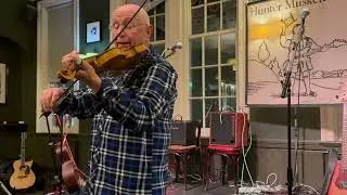 Tom McConville at The Bridge Folk Club &ndash; Saint Olav&rsquo;s Gate (Tom Russell)