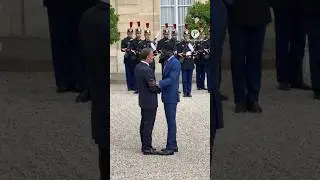 l'arriv&eacute;e du pr&eacute;sident bassirou diomay a paris