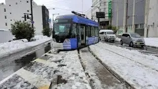 回送の路面電車が脱線事故、運転士にけがなし　積雪の富山・高岡で(Japanese Trending)